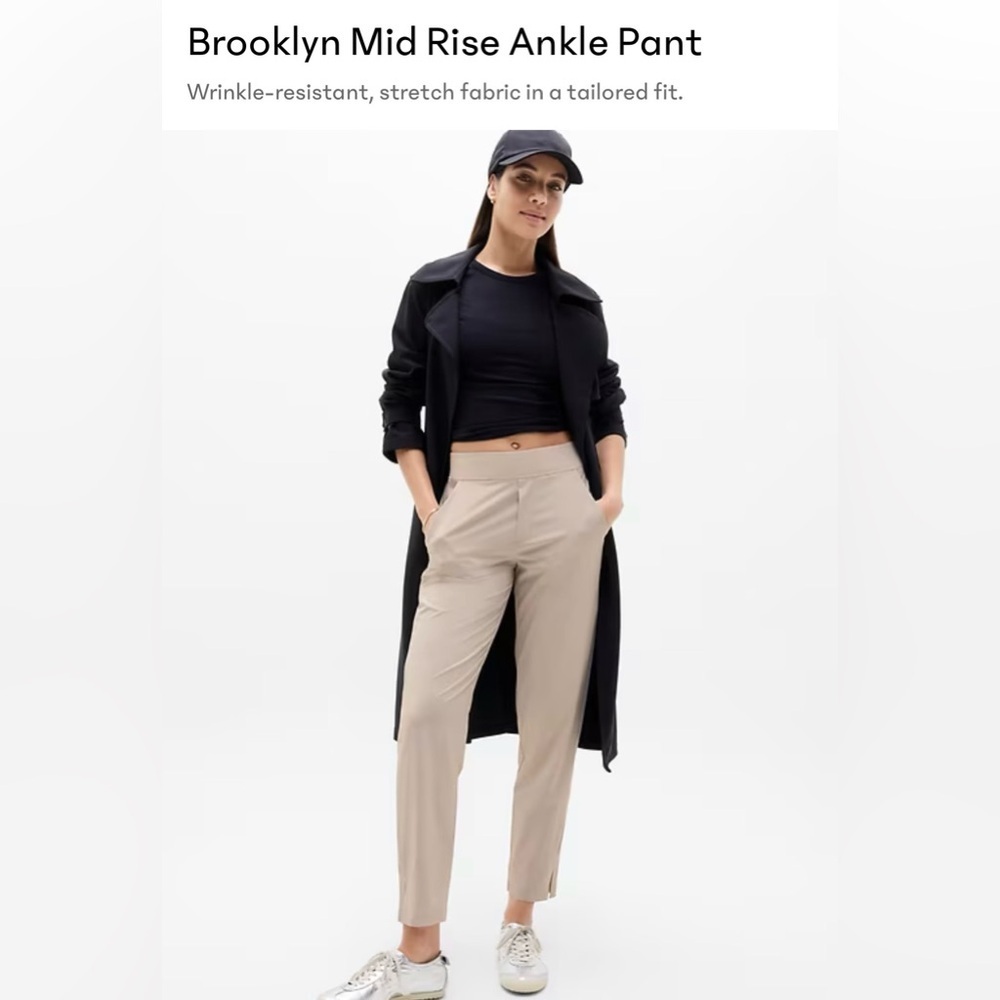 Athleta Brooklyn Mid Rise Ankle Pant/Jogger Light Gray Lightweight Size-4 EUC
